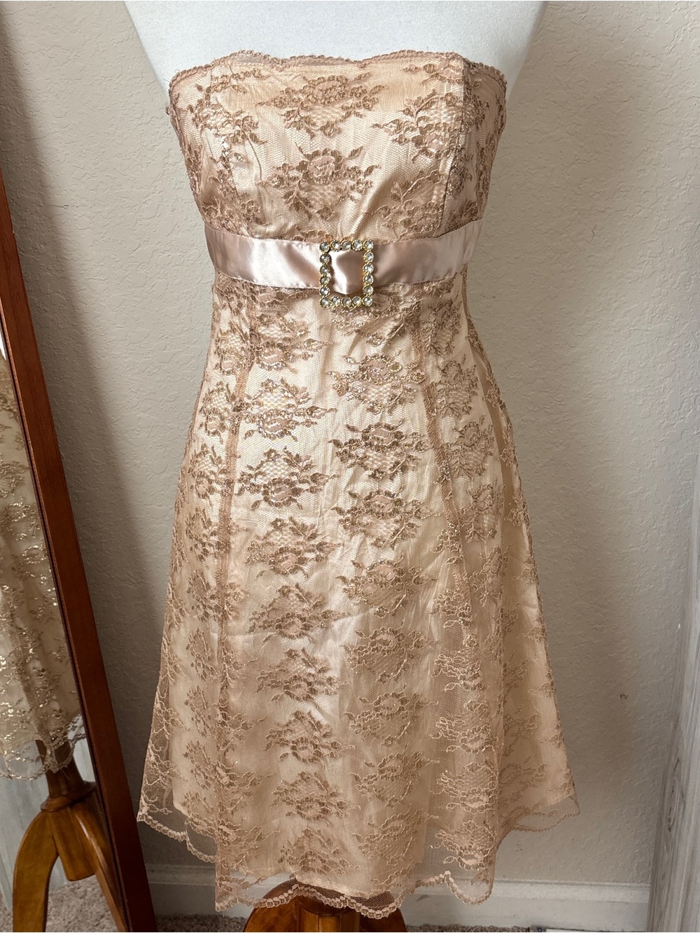 Rampage Y2K Gold Lace Strapless Belted Mini  Dress Party Cocktail 90’s Small